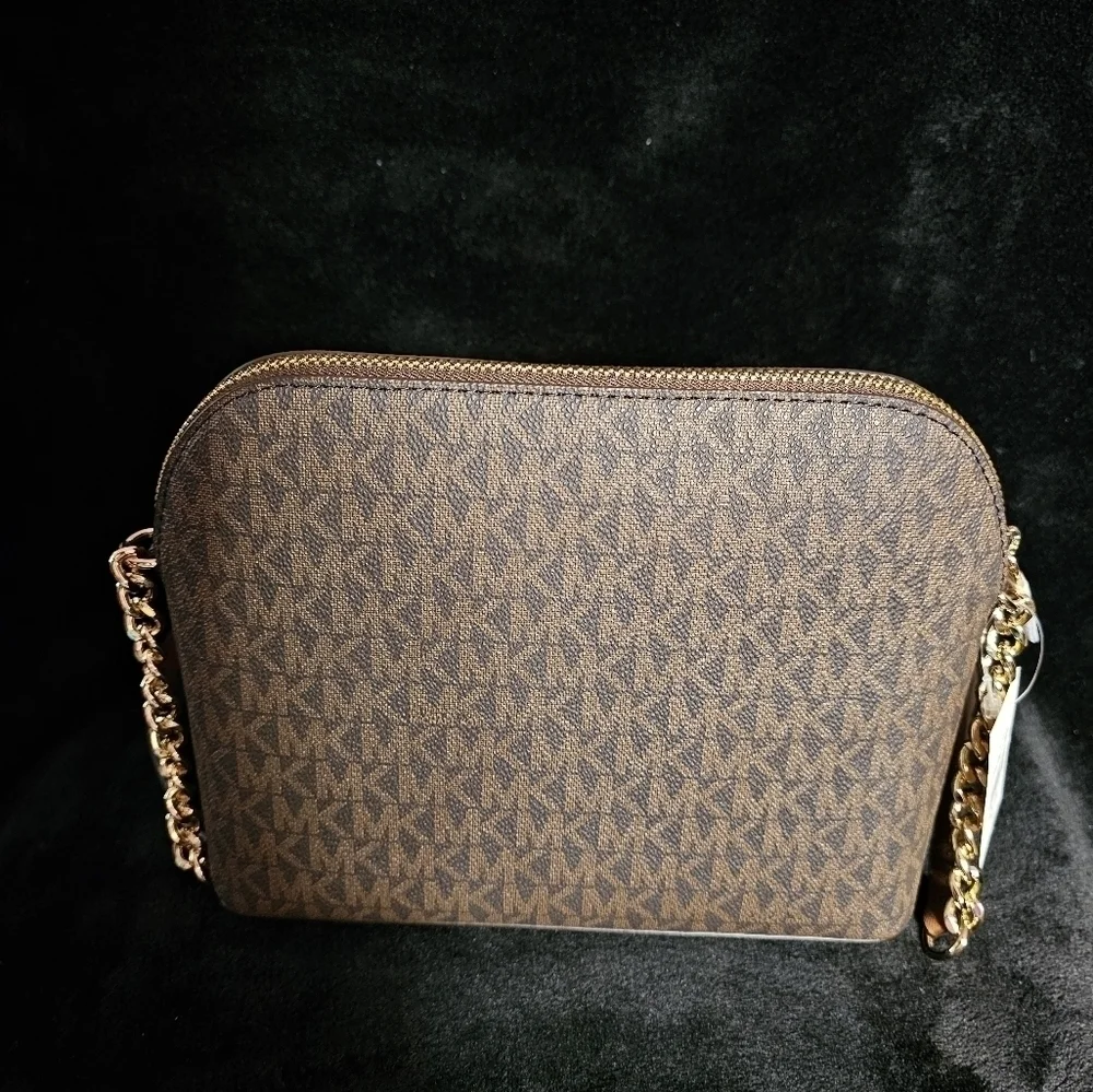 NWT Michael Kors Jet Set Travel Medium Logo Dome Crossbody Bag